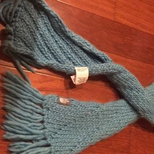 The North Face Accessories - Aqua North Face scarf 50%wool/50% acrylic The North Face Accessories - Aqua North Face scarf 50%wool/50% acrylic